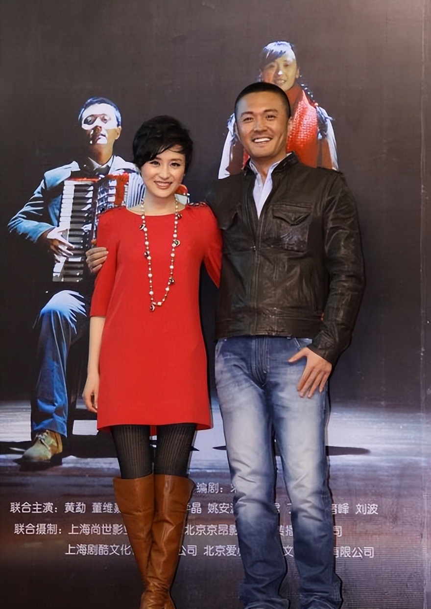 著名演员于小伟:我这辈子最正确的决定,就是娶了一个平凡的妻子_角色