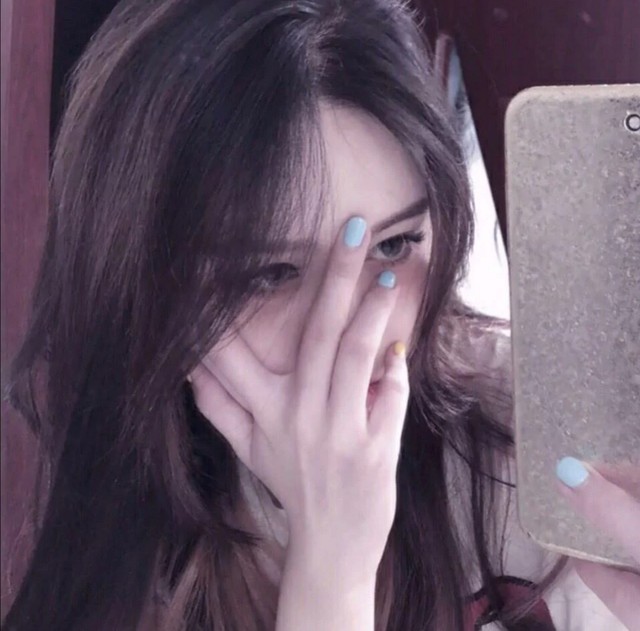 【真人】手机挡脸女头