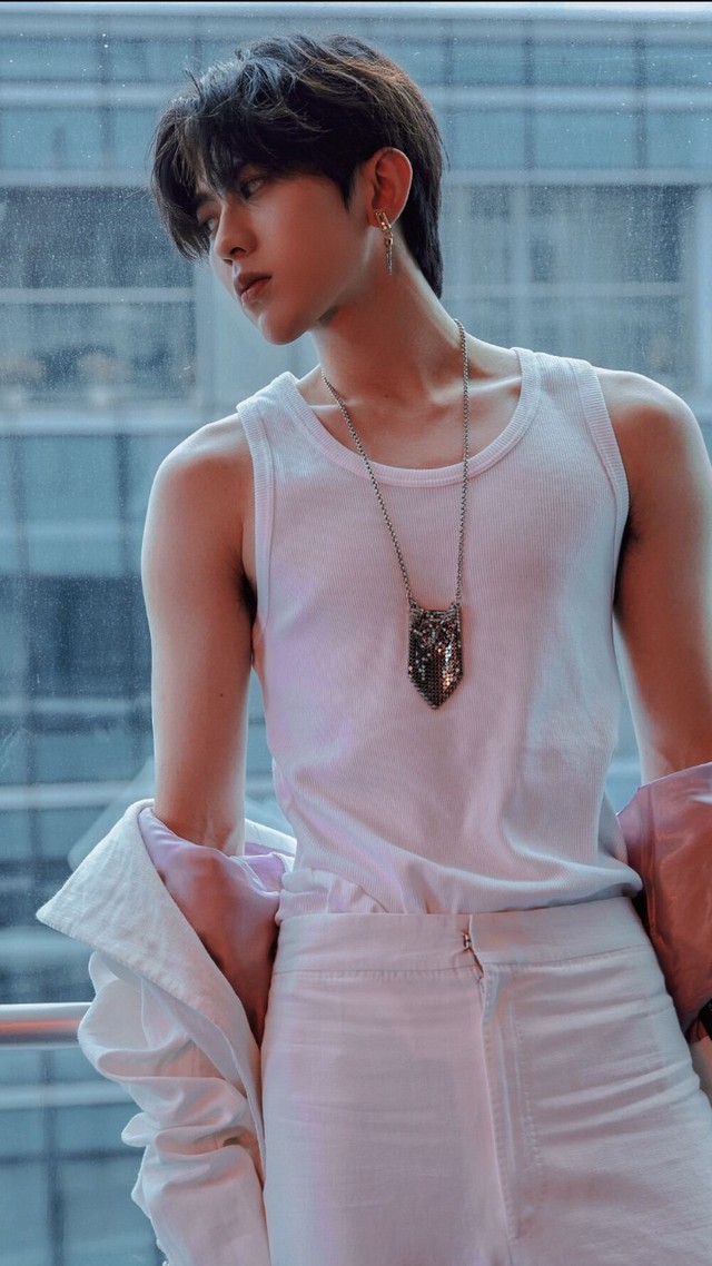 快穿综艺蔡徐坤他超级野