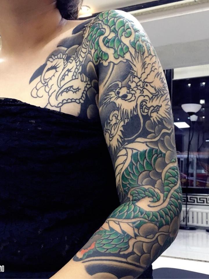 传统风格花臂龙_纹身图案手稿图片_脸脸的纹身作品集