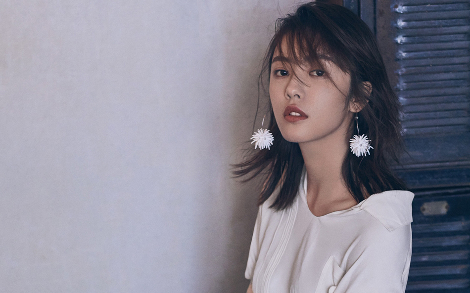 蔡文静成熟性感写真图片桌面壁纸