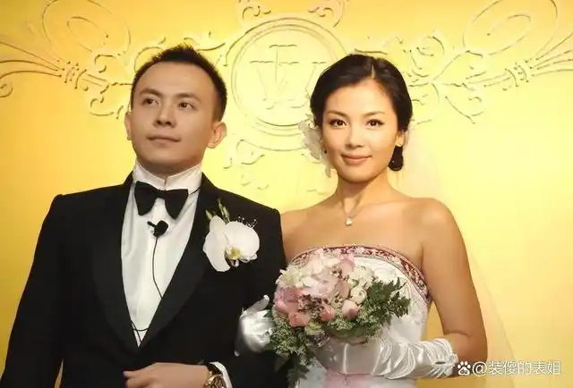 被"贤妻"捆绑的人生:刘涛曾经有多风光,现在就有多失意
