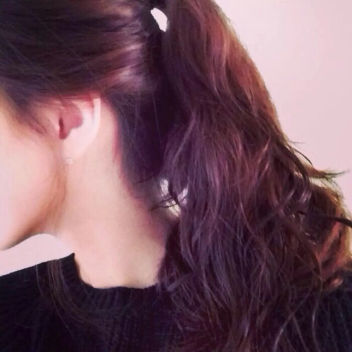 女生头像 侧脸 单马尾 文艺 小清新「by:倾城之光i」