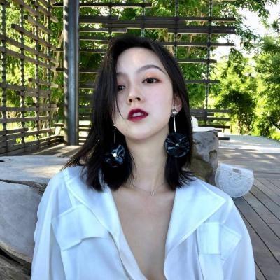 2021快手头像清晰女生高冷伤感人总是得而不惜有恃无恐