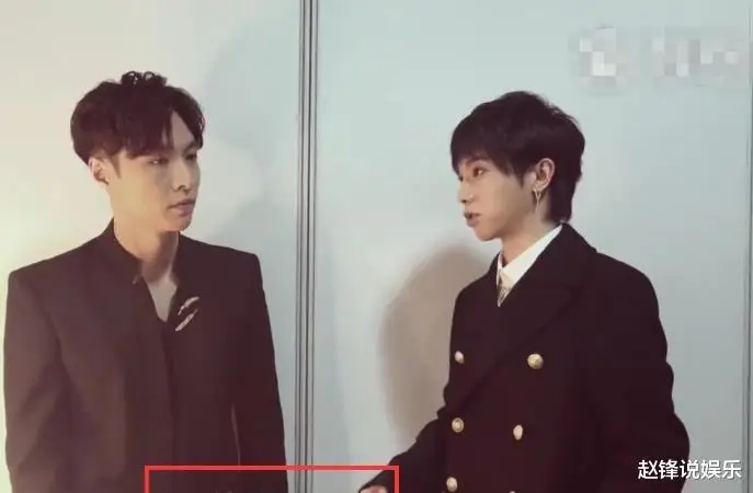 张艺兴新剧照被扒,将他费尽心思隐藏的事情揭开_身高_网友_cm