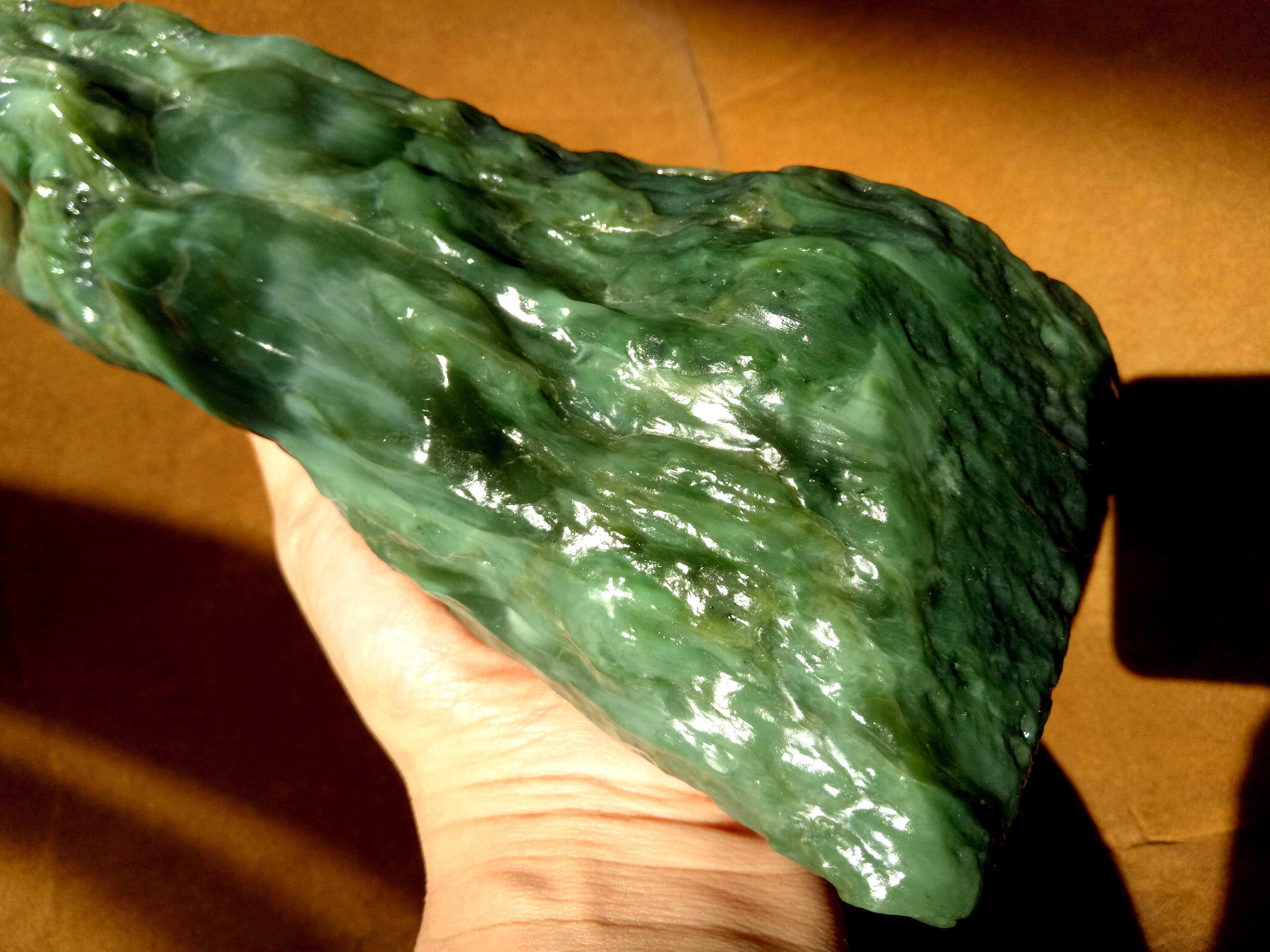 28斤新疆和田碧玉戈壁料原石少见猫眼直闪石摆件宝石级收藏料