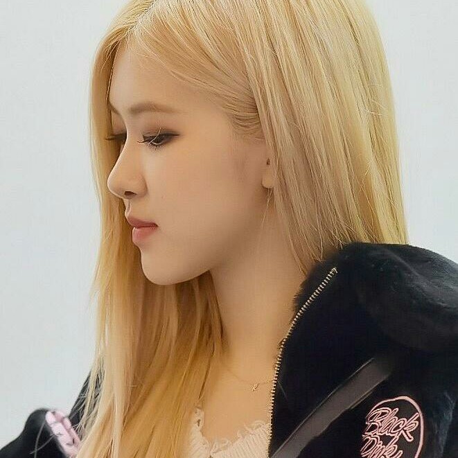 朴彩英侧颜可二改