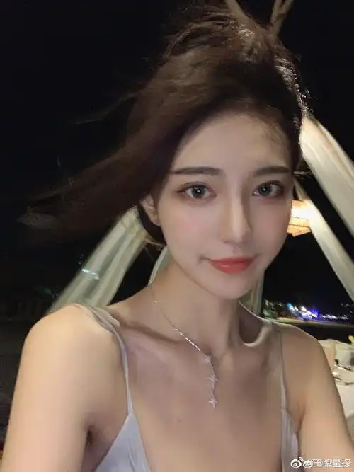 项思醒其中一名服饰业ceo男友「张科峰」踢爆交往2年