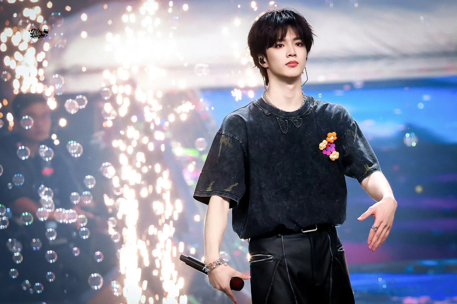 时代少年团演唱会刘耀文神图!