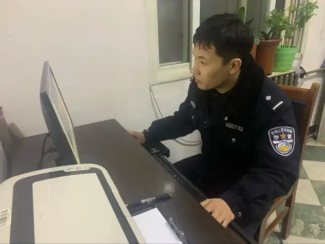 风雪兼程,站前派出所民警4小时追回被盗电动车辆