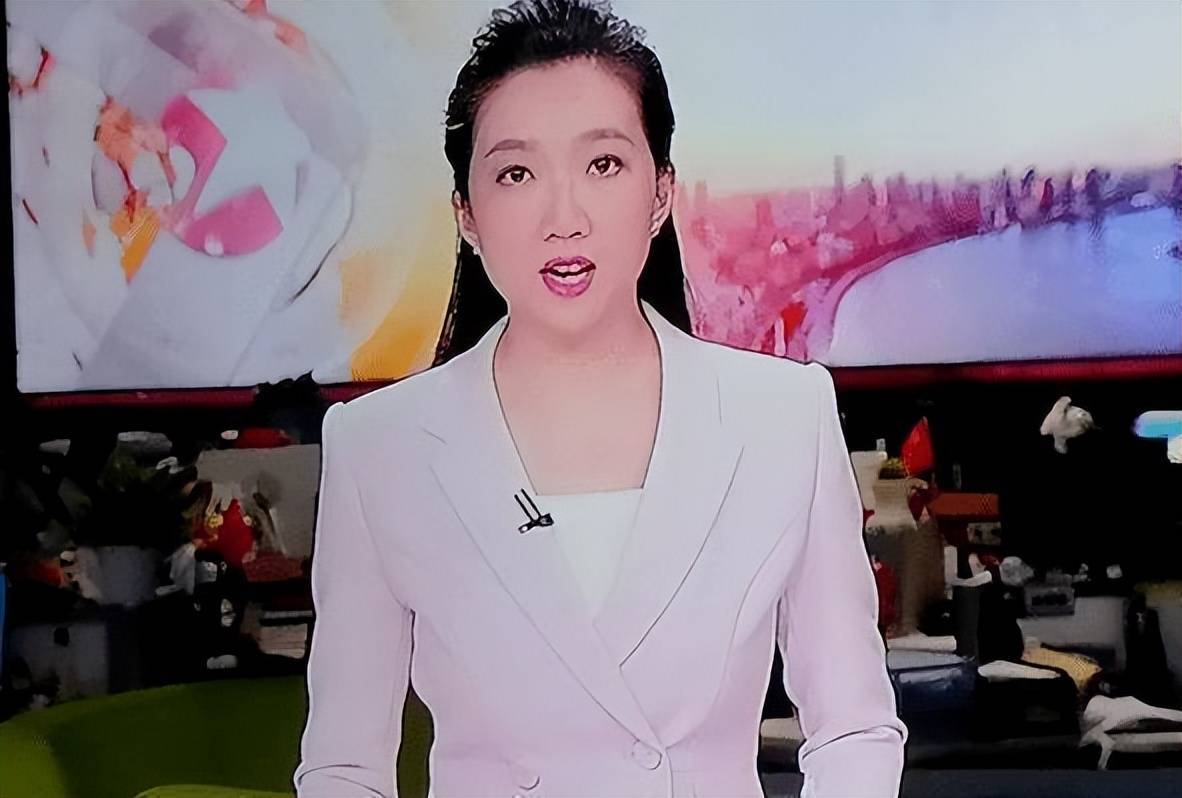 东方卫视主持人王爽把涪陵读错了!