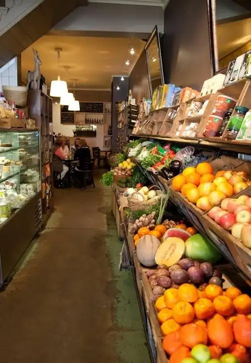 小型超市装修效果图