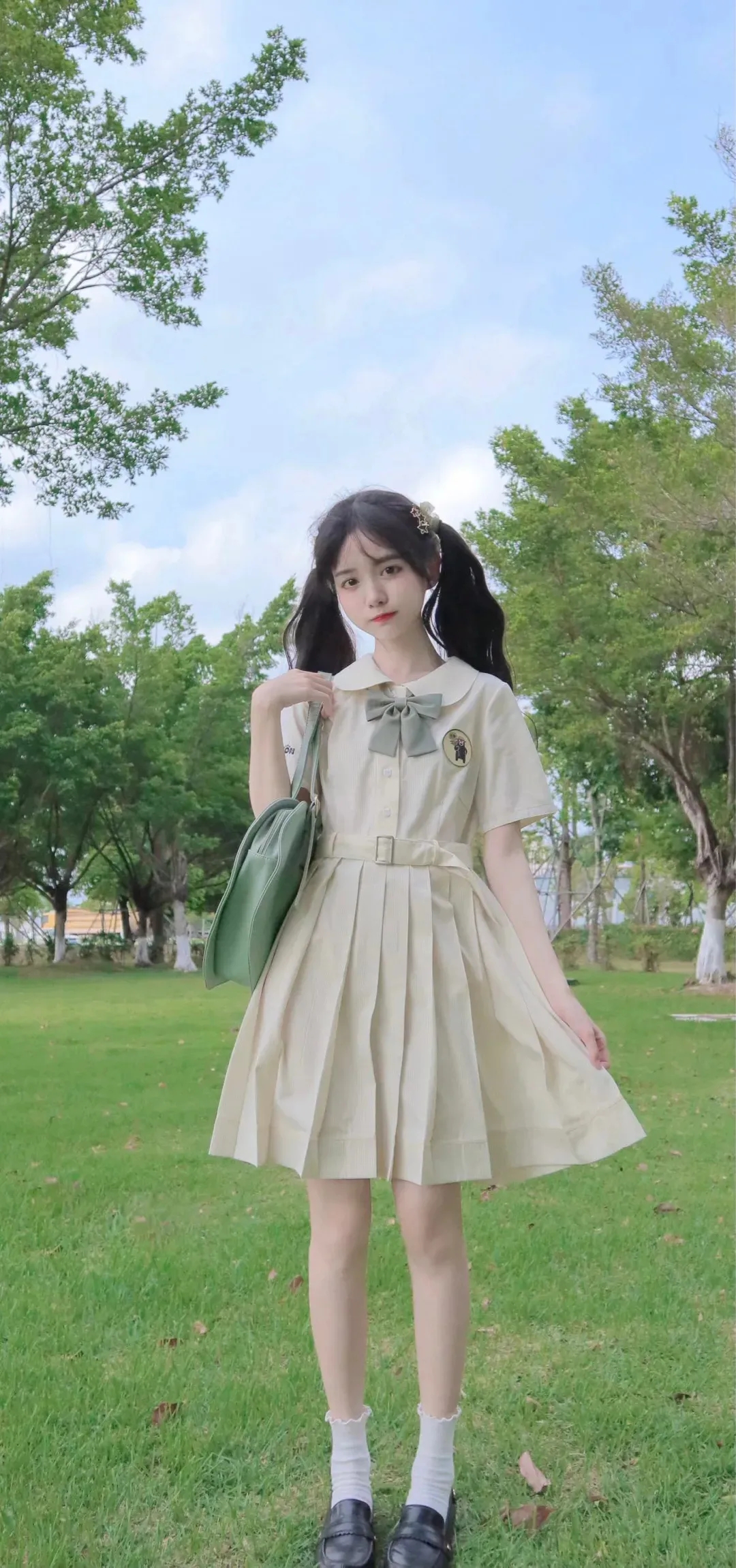 萝莉女孩子照片分享