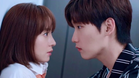 邢昭林胡冰卿展开孽缘,线下互怼线上互撩,全程爆笑!