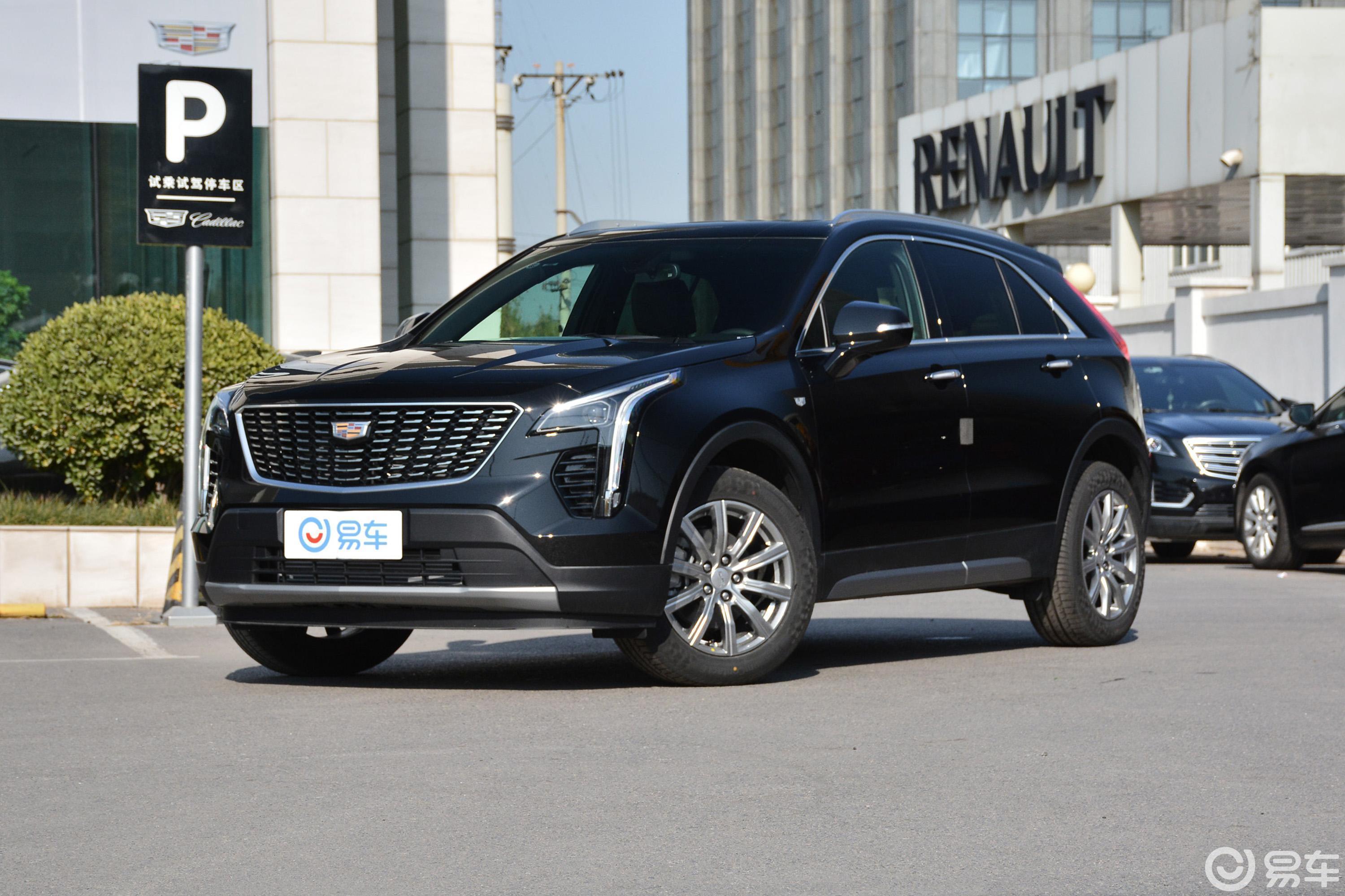 【凯迪拉克xt42018款28t 两驱 豪华版侧前45度车头向右水平汽车图片