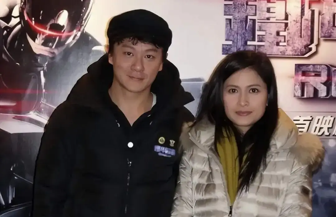 不知不觉,邵美琪已经和施祖男分手10年了