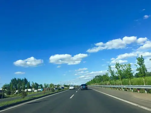 最美的风景在路上 (草原之行一)