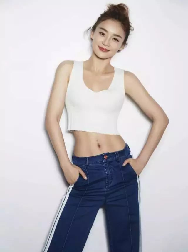 袁姗姗健身人设崩塌?爱发运动照的女明星们,谁在凹造型?