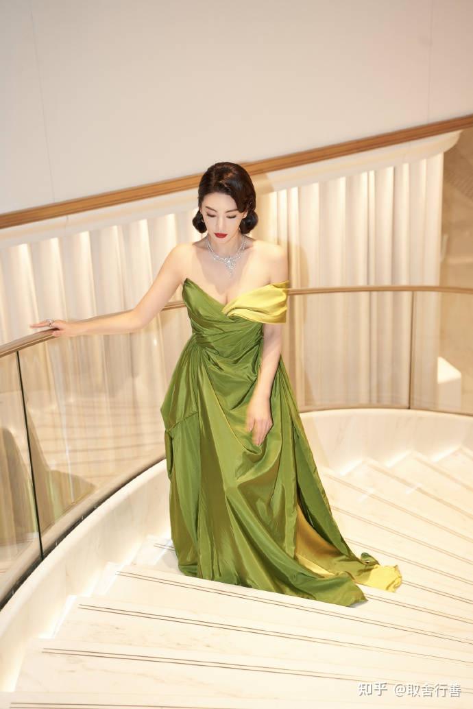 如何评价星女郎张雨绮的身材