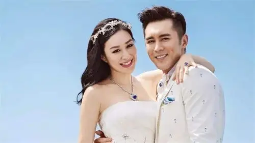 张伦硕前妻为什么分手张伦硕以前离过婚吗