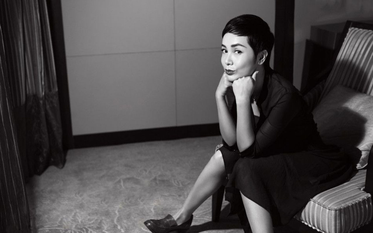 蒋雯丽复古写真桌面壁纸