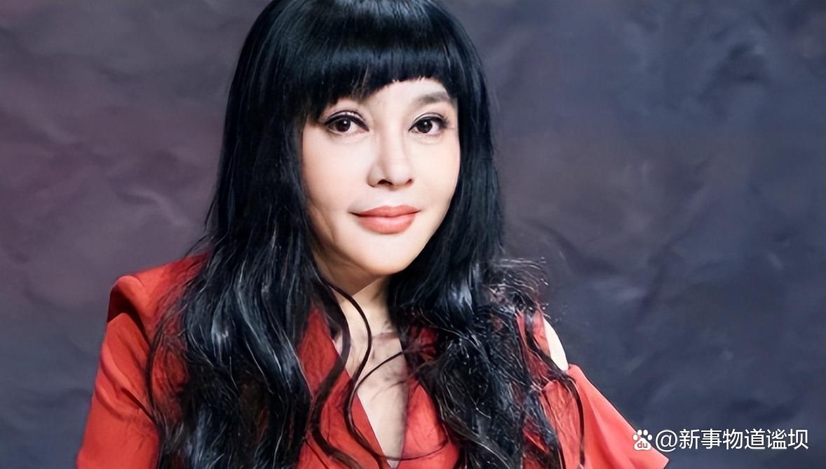 60岁歌手千百惠曾从何静手中夺得男友,分手后儿子成为她的支柱