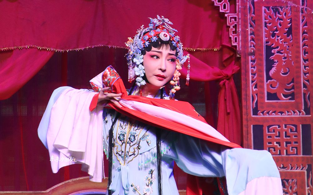 越剧合辑谢群英碧玉簪选段三盖衣