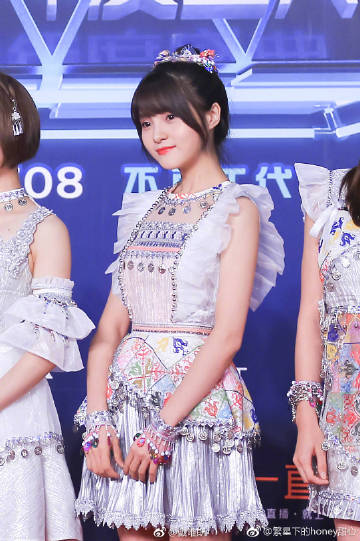 林慧 sing女团 哈哈今天好像没有签到超话,所以提醒一下@sing-林慧