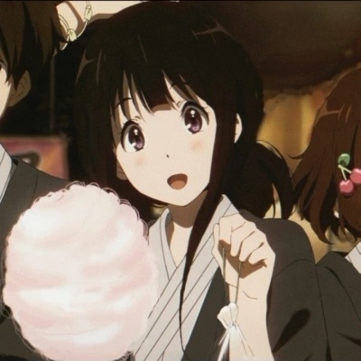 4张一组动漫4人情侣头像高清图片