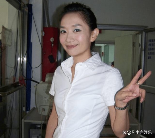 北京卫视的主持人王芳凭借节目《大王小王》,成为了家喻户晓的主持人.