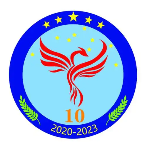 大赛 写美篇设计者:杨宇 班徽设计理念: 10班是一个实力雄厚的班级