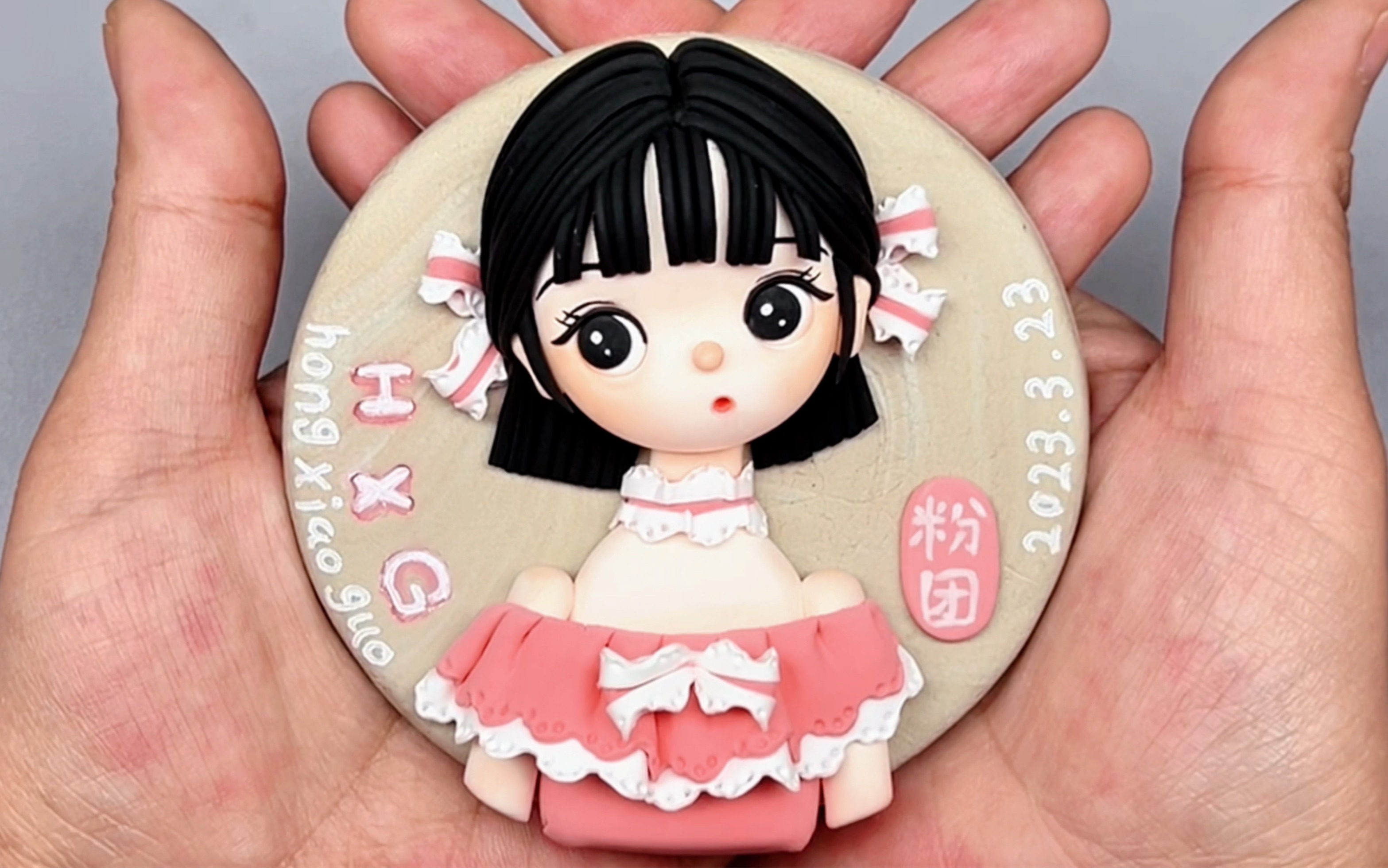 超轻粘土可爱女孩冰箱贴教程