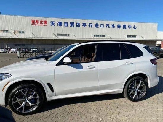 23款宝马x5港口直降5万起裸售不足70万