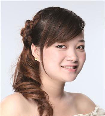 国字脸女生该怎么扎头发 国字脸女生怎么扎头发才好看