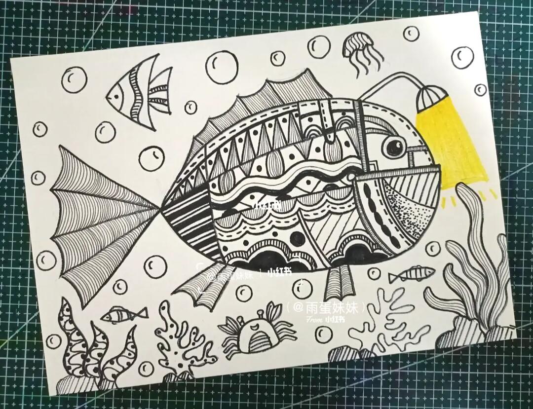 黑白线描装饰画入门控笔练习灯笼鱼安康鱼