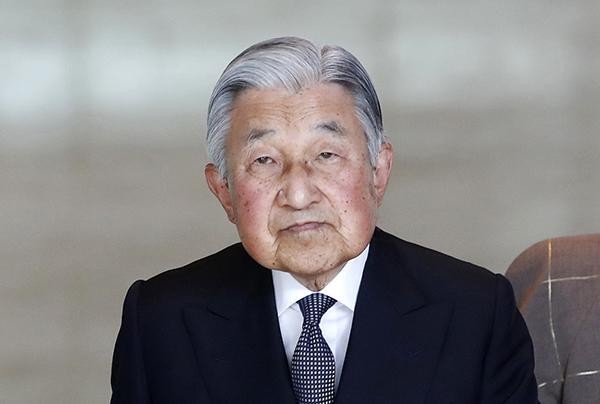 日本明仁天皇在"8·15"战败日表示对过去历史深刻反省