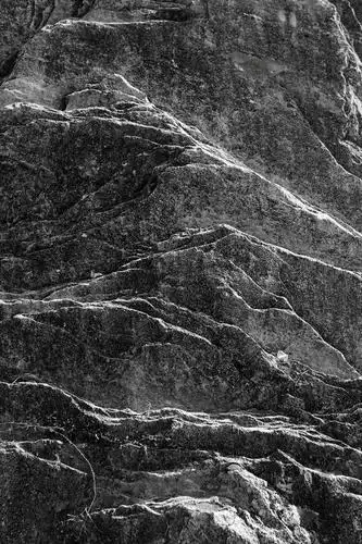 黑白,室外,特写,白天,正面,石头,美景,山,阴影,光线,纹路,石子,纹理