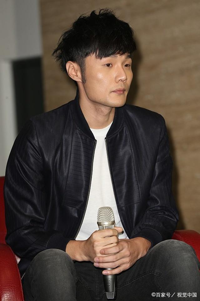 流行音乐男歌手李荣浩图集