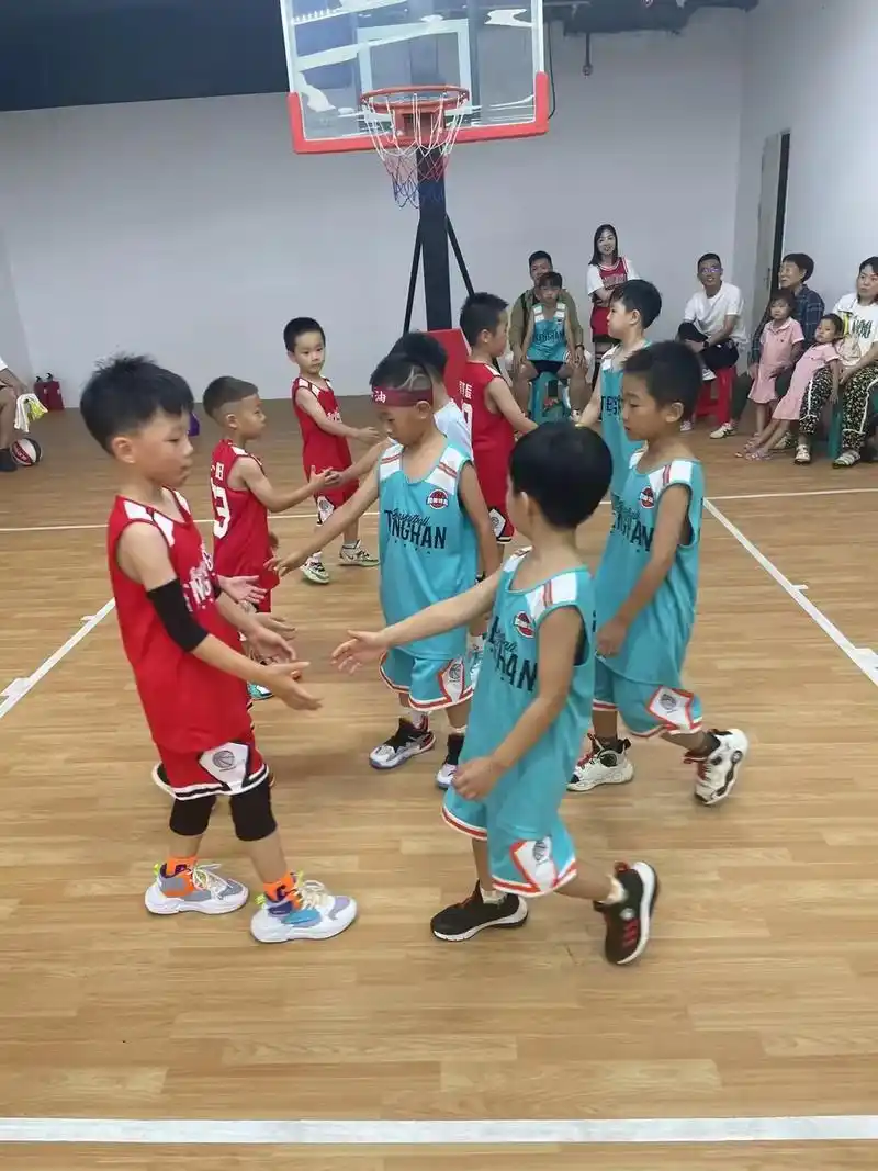 少儿青少年篮球培训.90腾翰体育90 长期招生针对于3-15 - 抖音