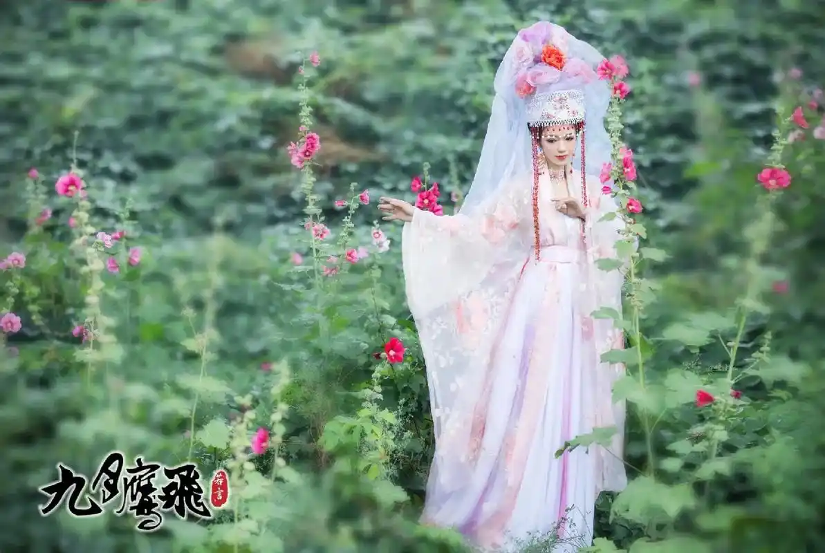 杨吉儿经典造型#汉服写真 #古风写真 #汉服 #古风古装摄影 - 抖音