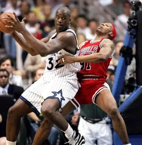 奥尼尔身高体重奥尼尔篮球巨人的身高体重揭秘