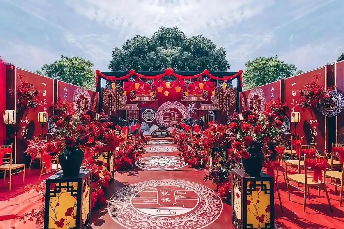 五款户外中式婚礼布置分享:两姓联姻,一堂缔约.良缘永结,匹配 - 抖音