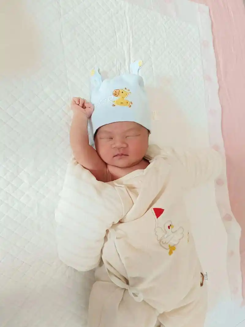 7815吾家有喜 喜得千金7815 9299宝宝满月设宴