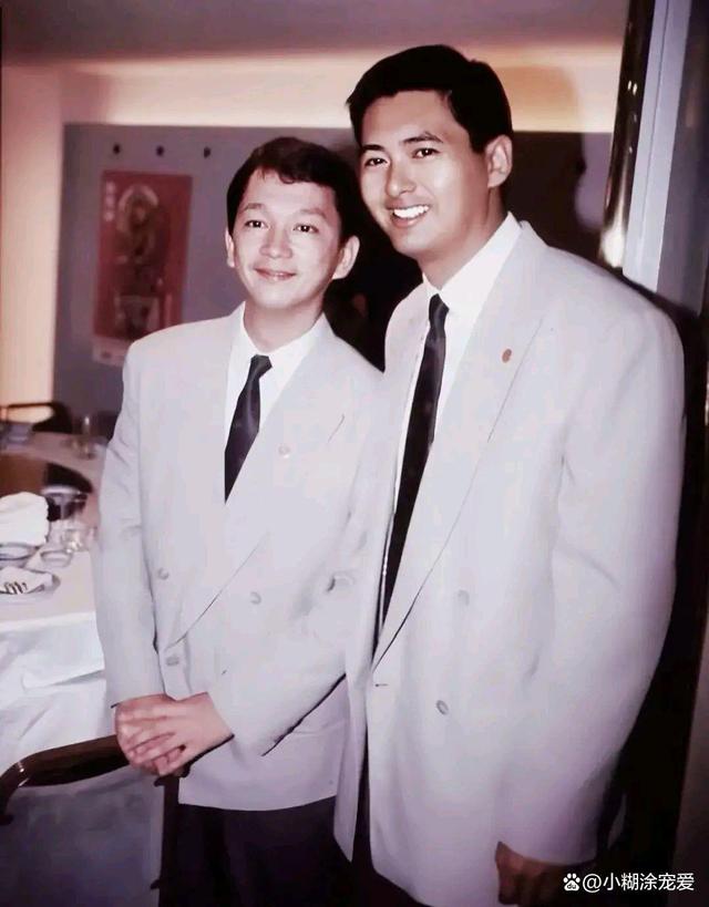 感觉,但男星们合影却不一样了,谁高谁更有可能是哥哥,身高有点"吃亏"