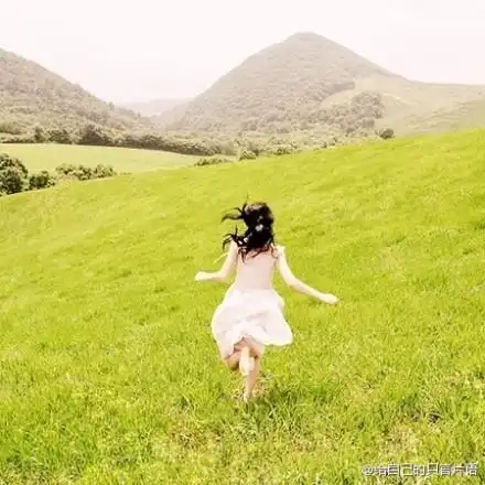 : 所谓成长,就是逼着你一个人,踉踉跄跄的受伤,跌跌撞撞的坚强