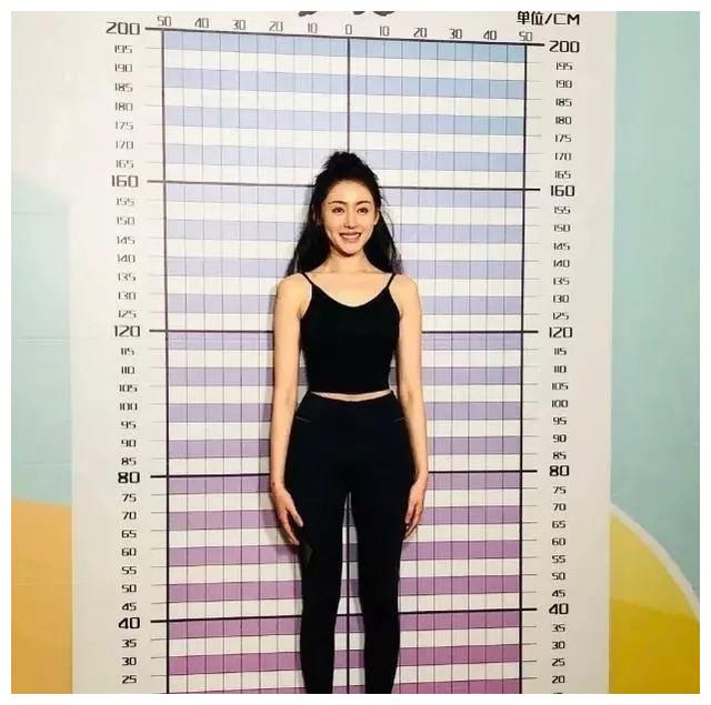 赵丽颖李冰冰同框被实锤身高造假果然谎报不可怕谁矮谁尴尬