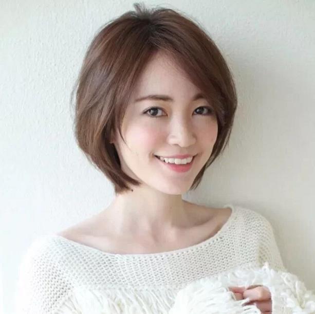 四五十岁的圆脸中年女人,不如试试短发,不仅耐看,还更显年轻