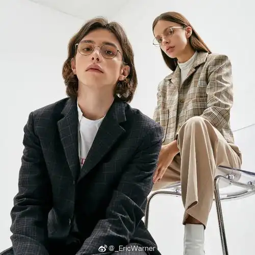 ericwarner个人听说好看的男生总是英年早婚呜呜呜