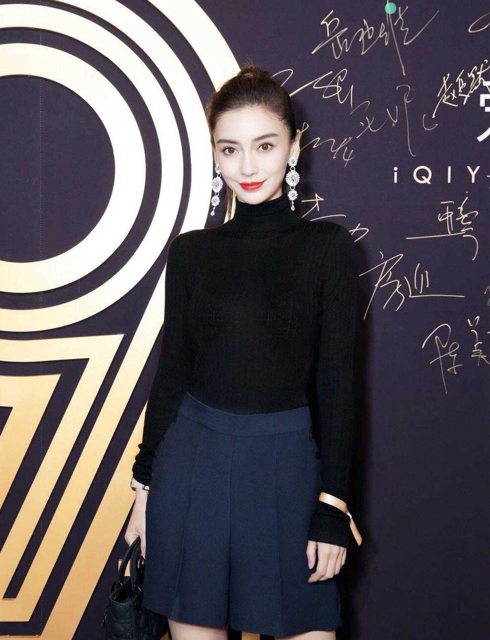 原创angelababy杨颖虽身材纤细但穿修身毛衣配短裤凹凸感很出众