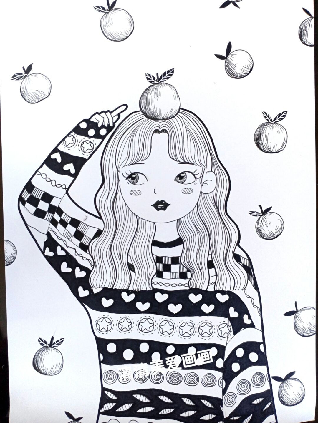 女孩线描 #画画# #黑白线描# #女孩头像# 回村了,没有带画笔,只能画个